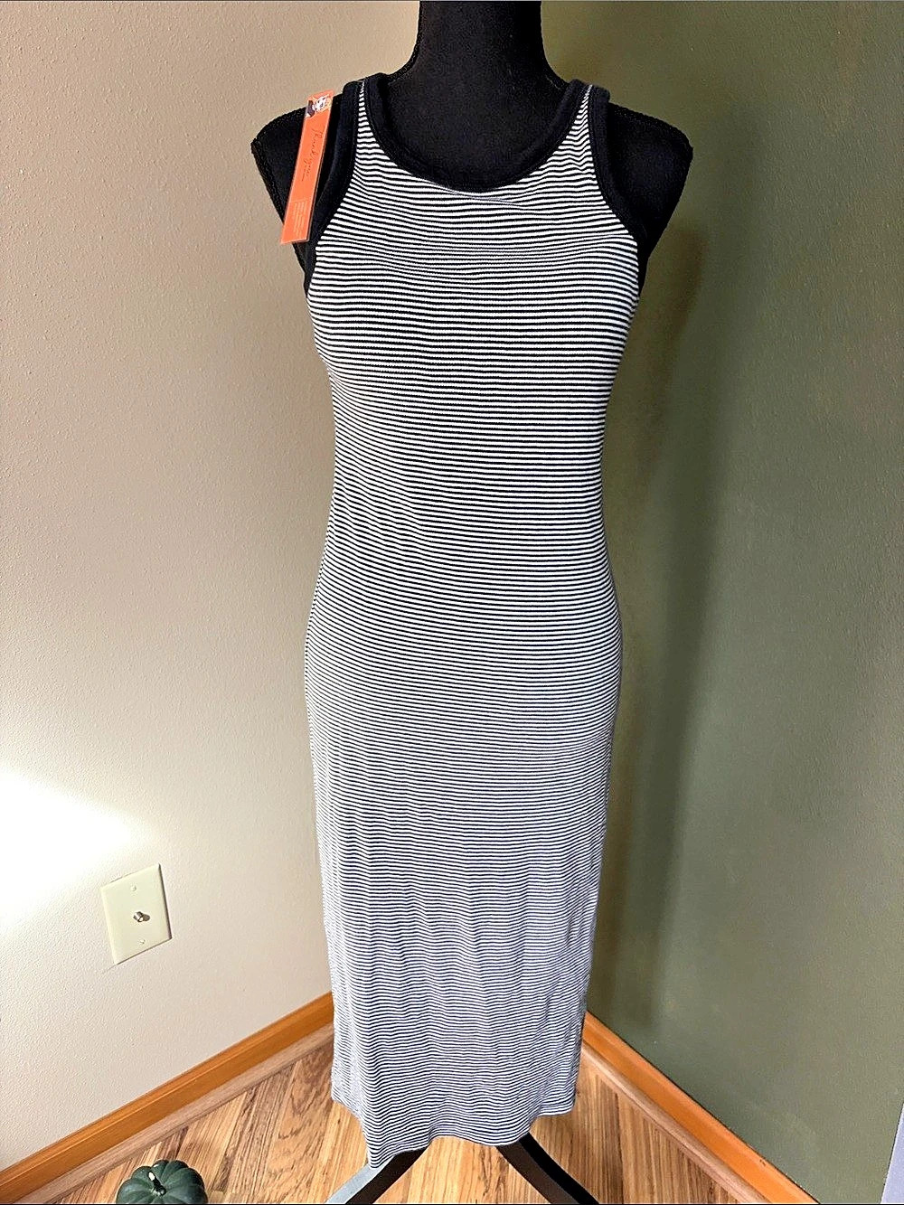 UNIQLO Striped Midi Dress in Black & White
